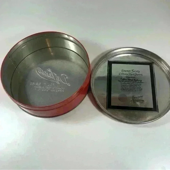 Vintage western Christmas  Deluxe Fruit Cake tin from Collin Street Bakery - Picture 7 of 9